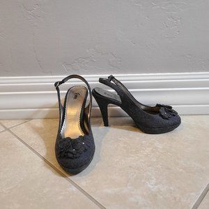 Fioni Wool Open Back Rounded Toe Heels